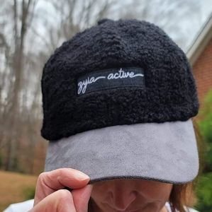 NWT Zyia Black Sherpa Hat